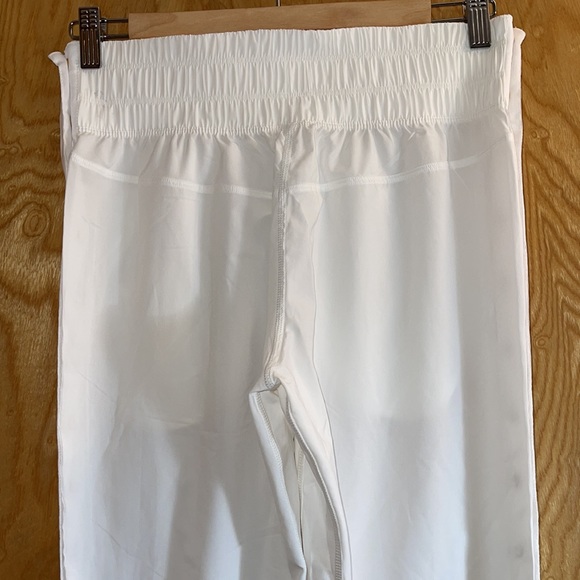 Lululemon Tearaway Pant - Picture 7 of 9